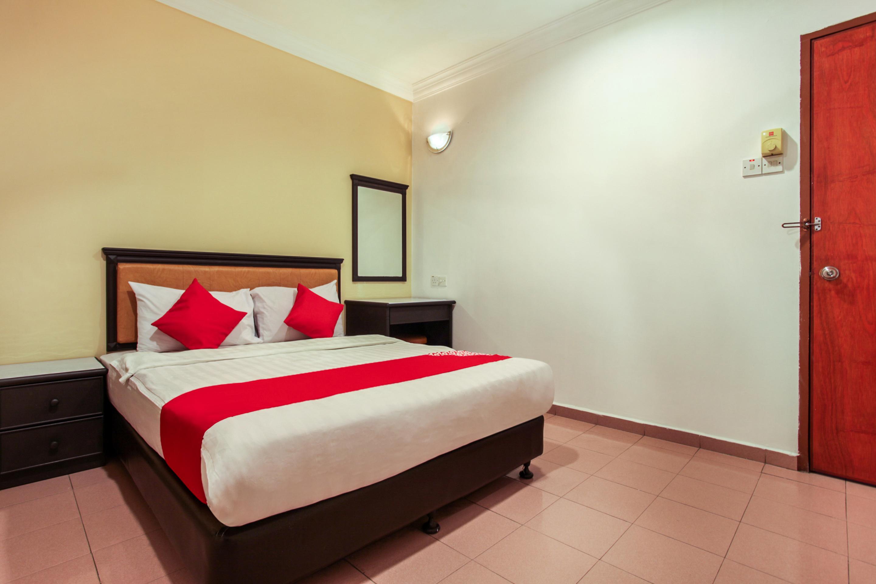 Hotel Home 88 Teluk Intan Exterior foto